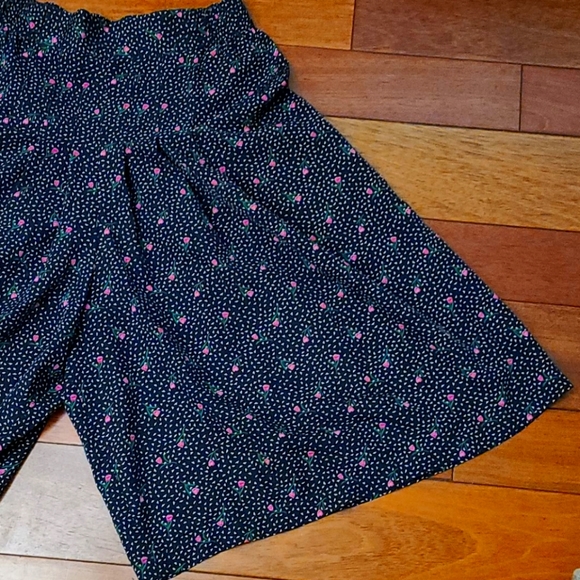 Vintage Jacques Vert Navy blue rose patterned skort/culottes - Picture 3 of 8
